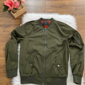 Men’s bomber jacket, size small